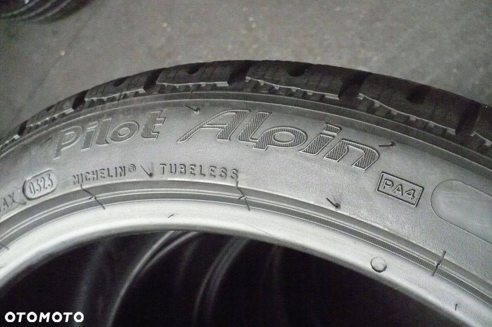 MICHELIN Pilot Alpin PA4 225/40R19 7,4mm 2023 - 4