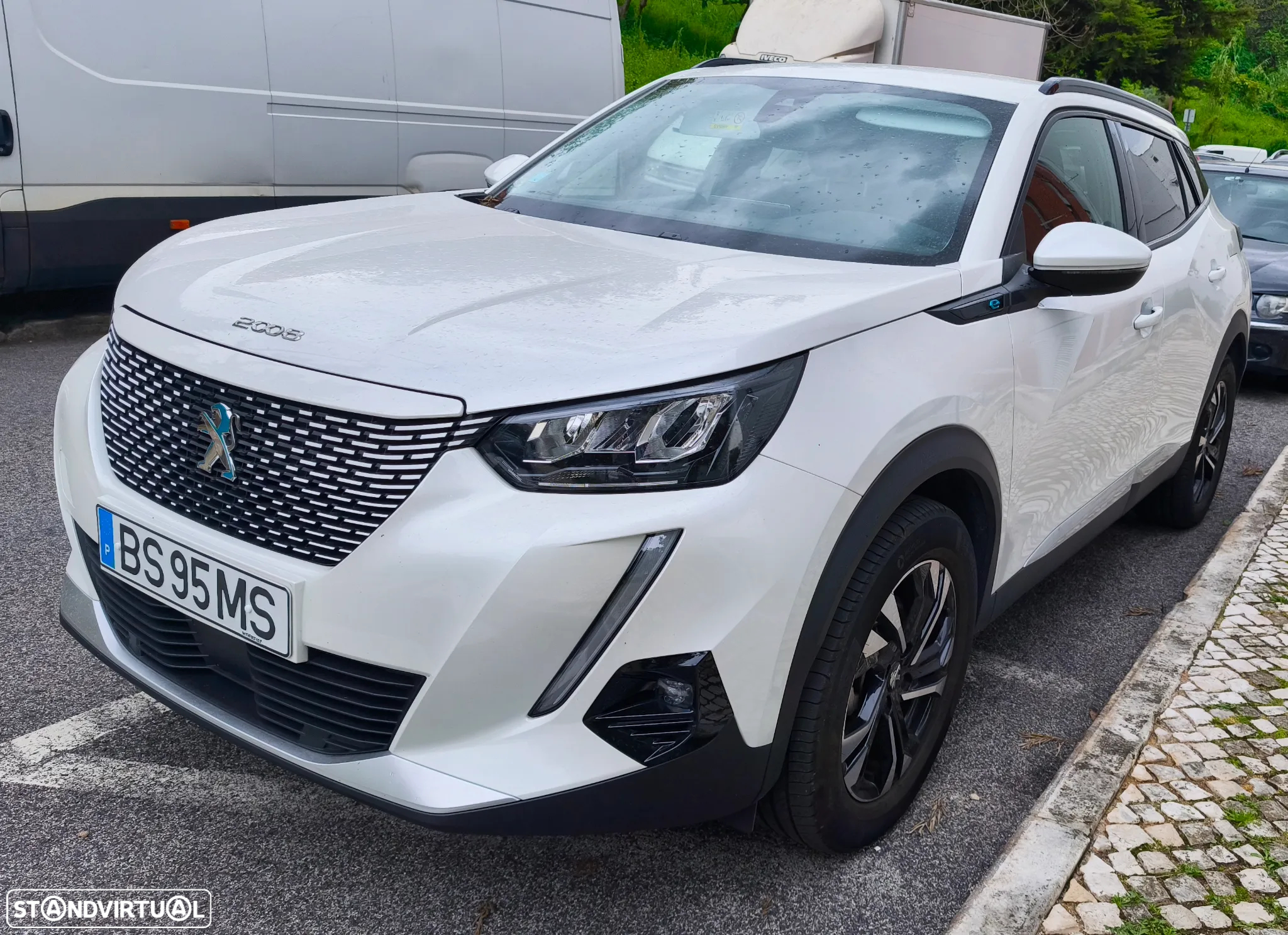 Peugeot e-2008 50 kWh Allure Pack - 3