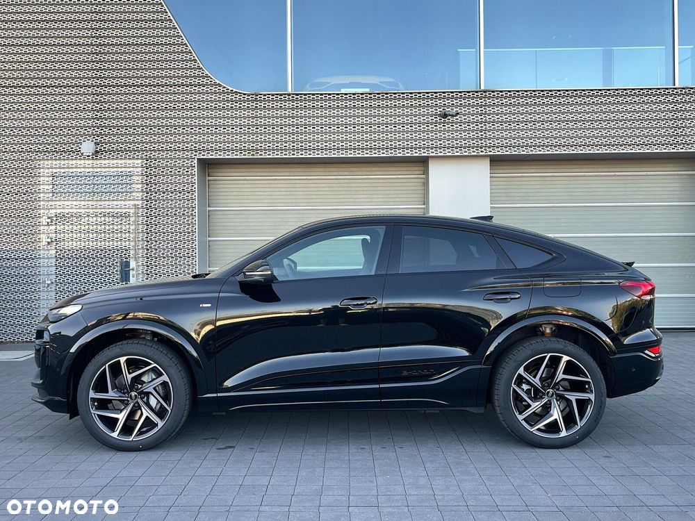Audi Q6 e-tron - 9
