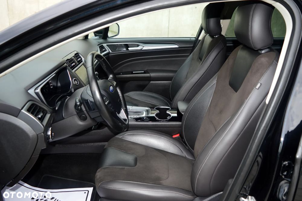 Ford Mondeo 2.0 TDCi Bi-Turbo PowerShift-Aut Titanium - 9