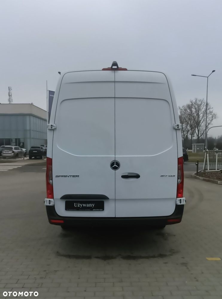 Mercedes-Benz SPRINTER - 6