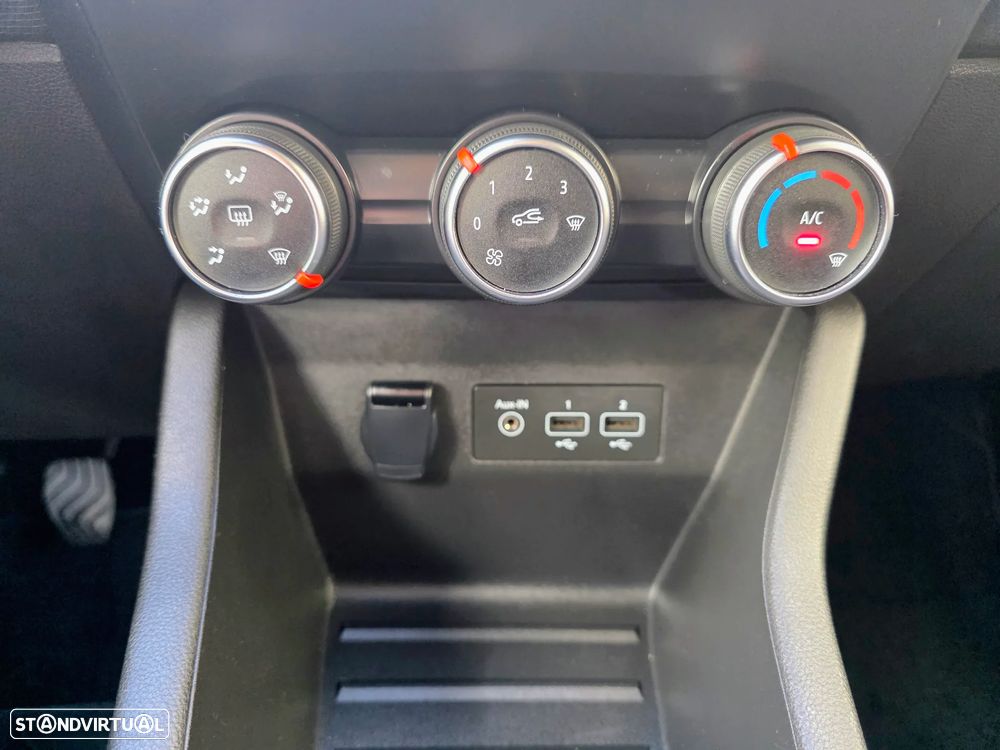 Renault Clio - 38