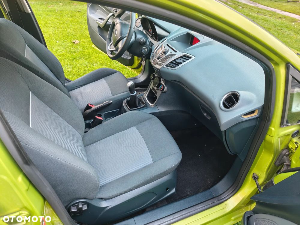 Ford Fiesta 1.25 Champions Edition - 13