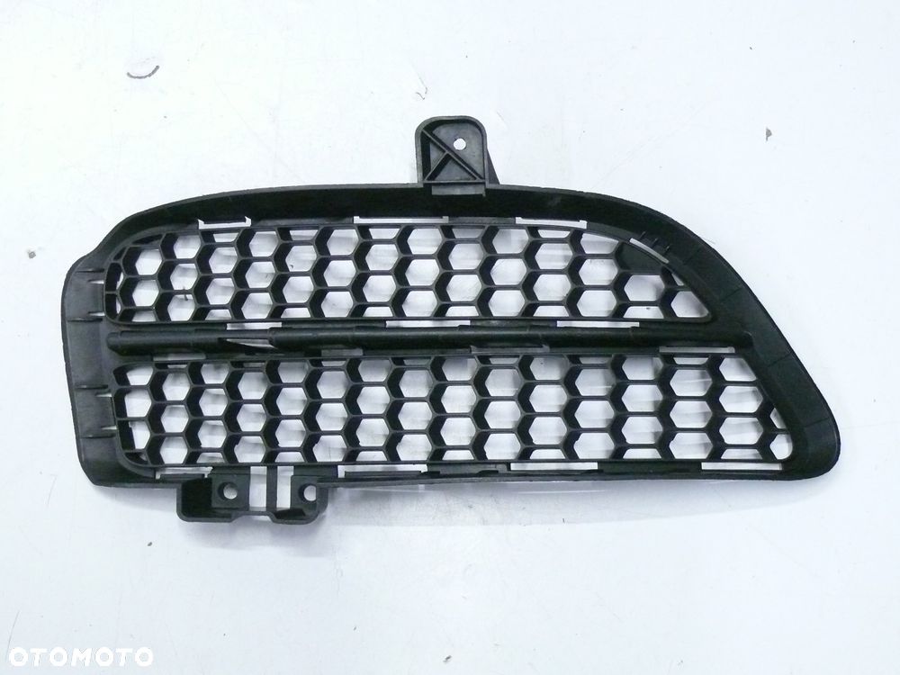 KRATKA ZDERZAKA PRAWA VOLKSWAGEN TOUAREG 7L6 2007 2010 LIFT - 1