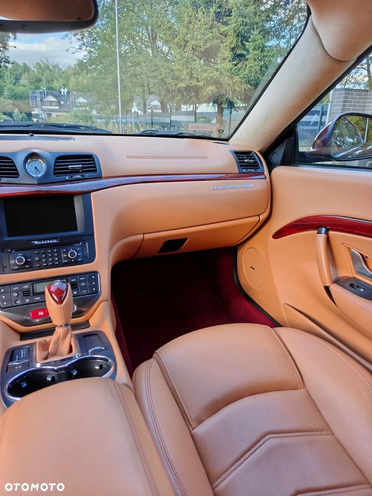 Maserati GranTurismo - 30