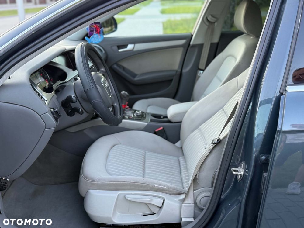 Audi A4 Limousine 2.0 TDI e DPF - 12