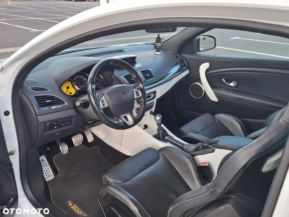 Renault Megane 2.0 16V RS - 11