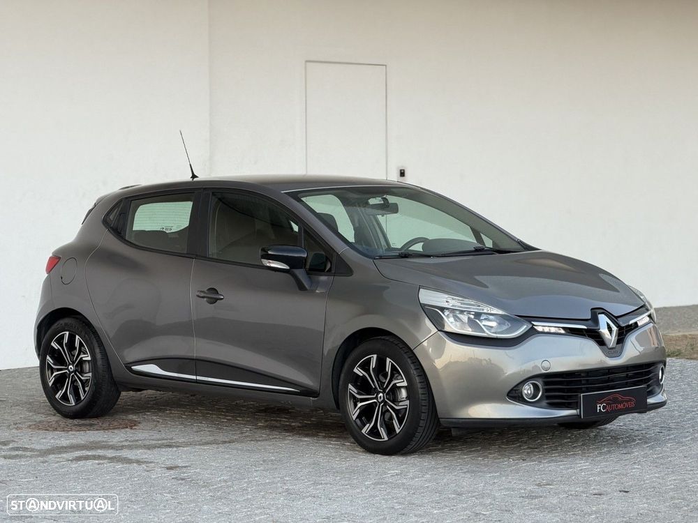 Renault Clio 1.5 dCi Dynamique S - 2