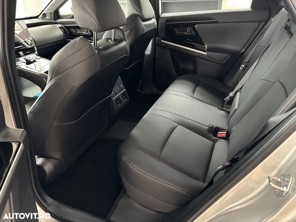 Toyota BZ4X 160 KW AWD (4x4) Luxury Solar Edition - 9