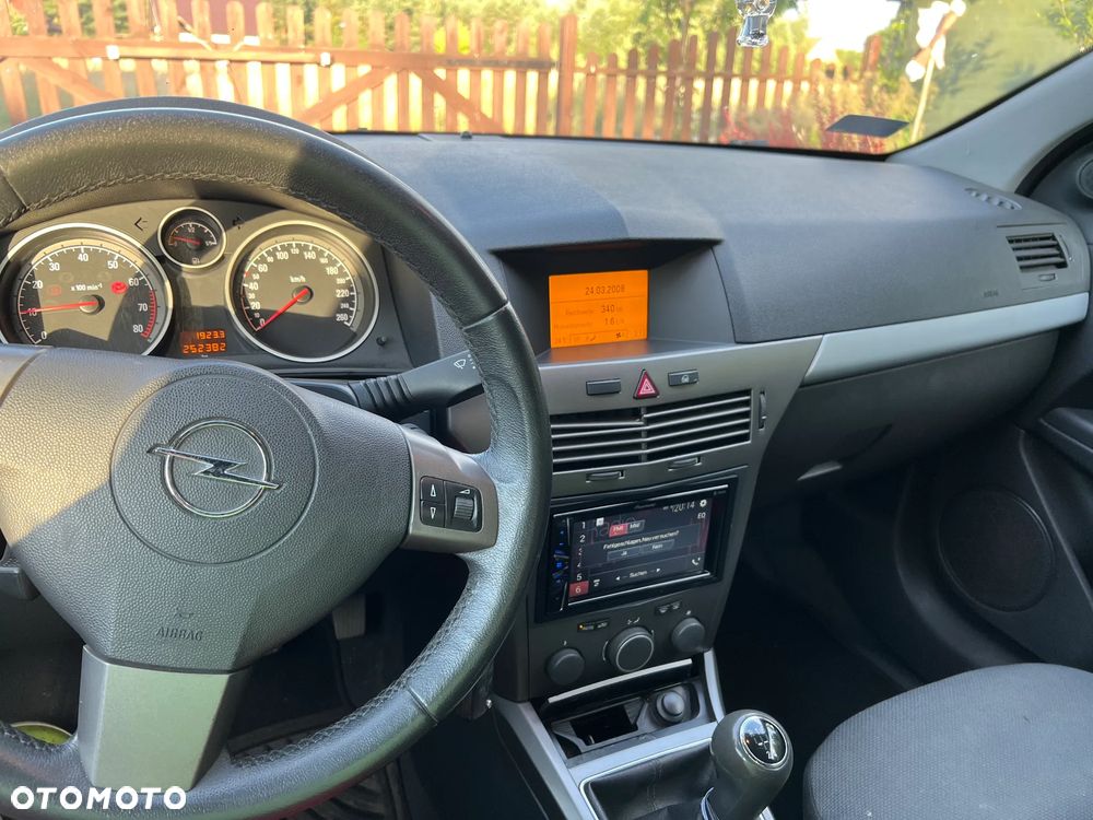 Opel Astra 1.8 Edition - 8