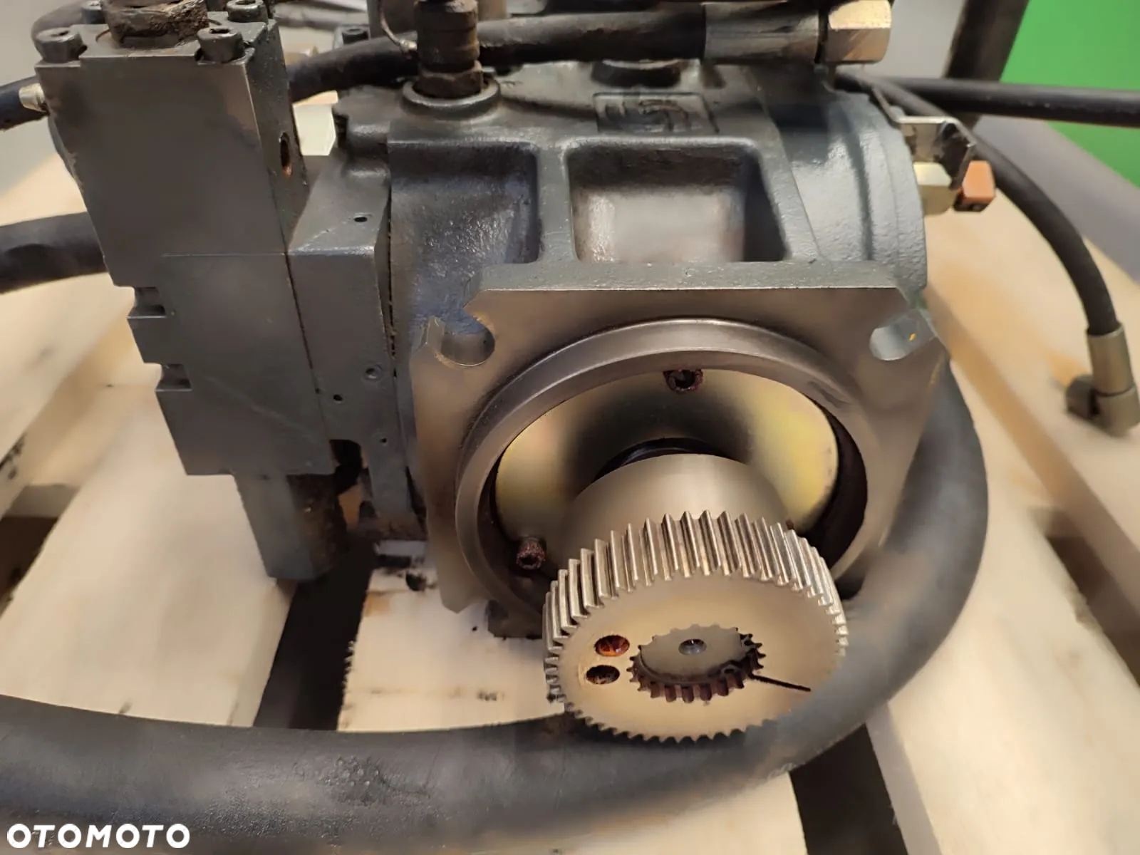 Hydromotor 519361 JCB 409 - 8