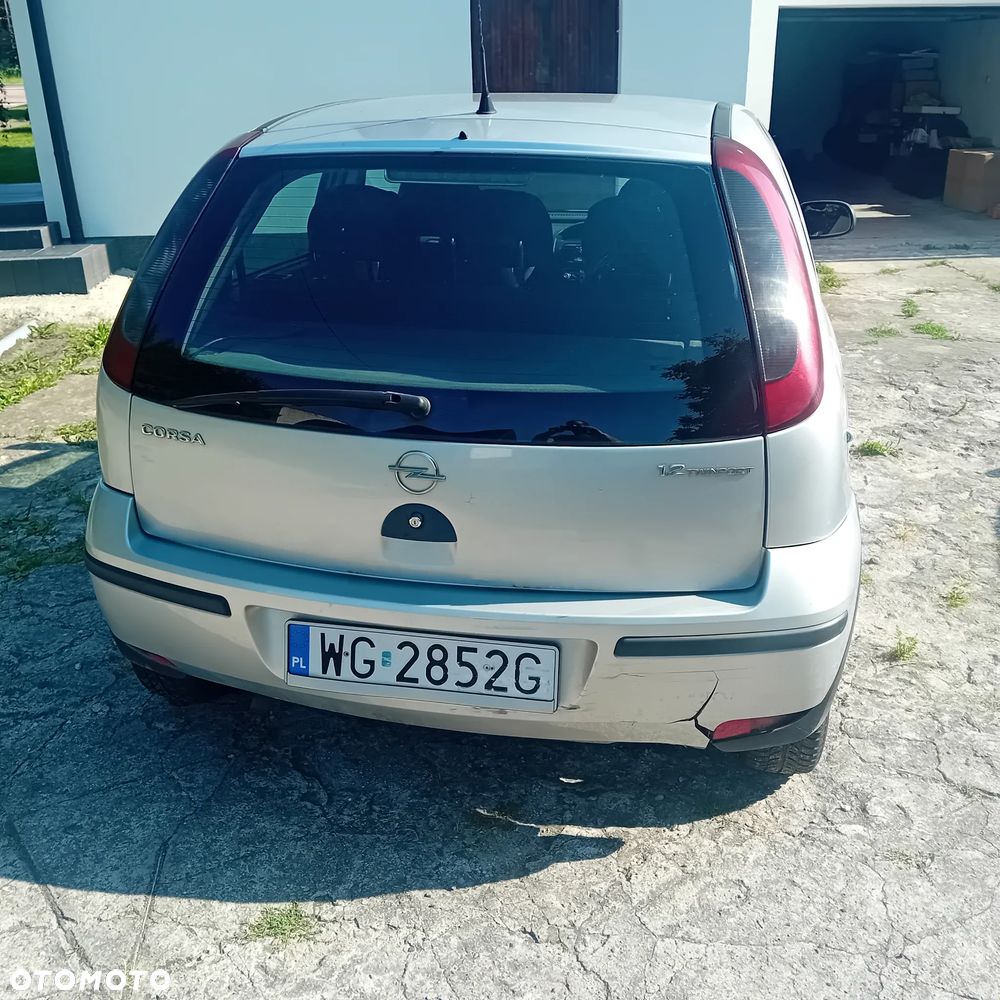 Opel Corsa 1.2 16V - 8