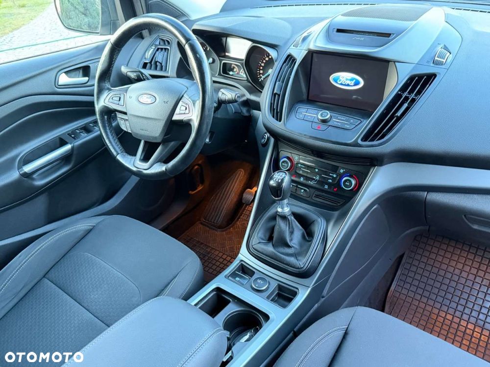 Ford Kuga - 3