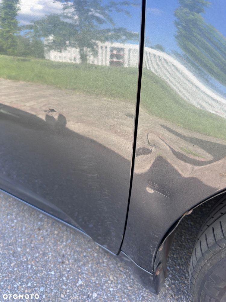 Toyota Avensis 2.0 D-4D Active - 14