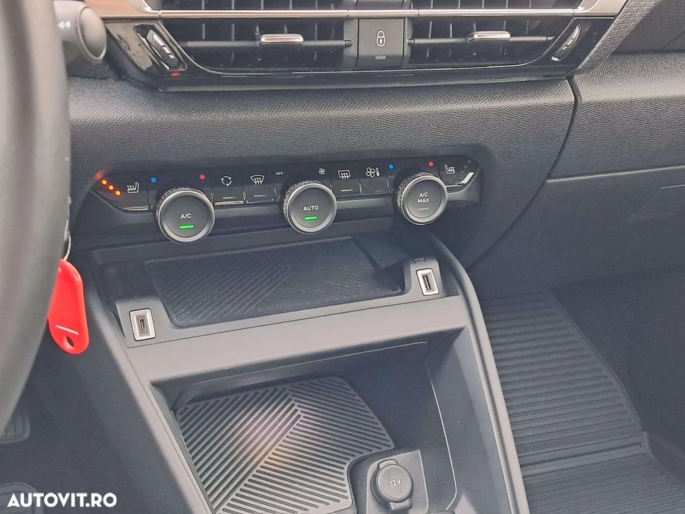 Citroën C4 1.2 PureTech S&S EAT8 Feel - 17