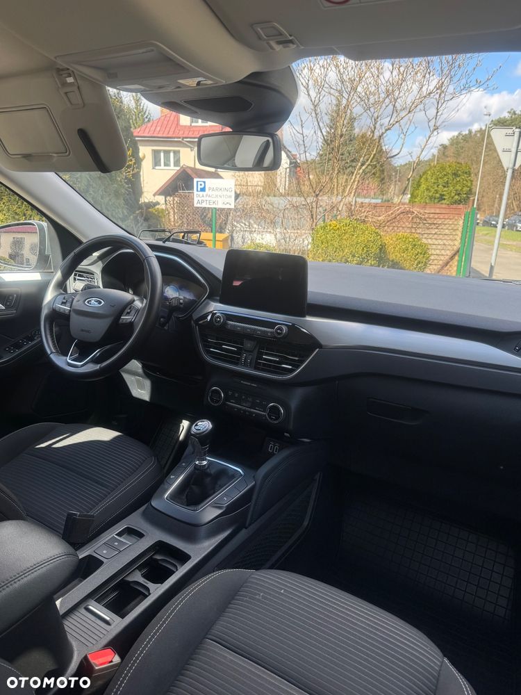 Ford Kuga 1.5 EcoBoost TITANIUM - 10