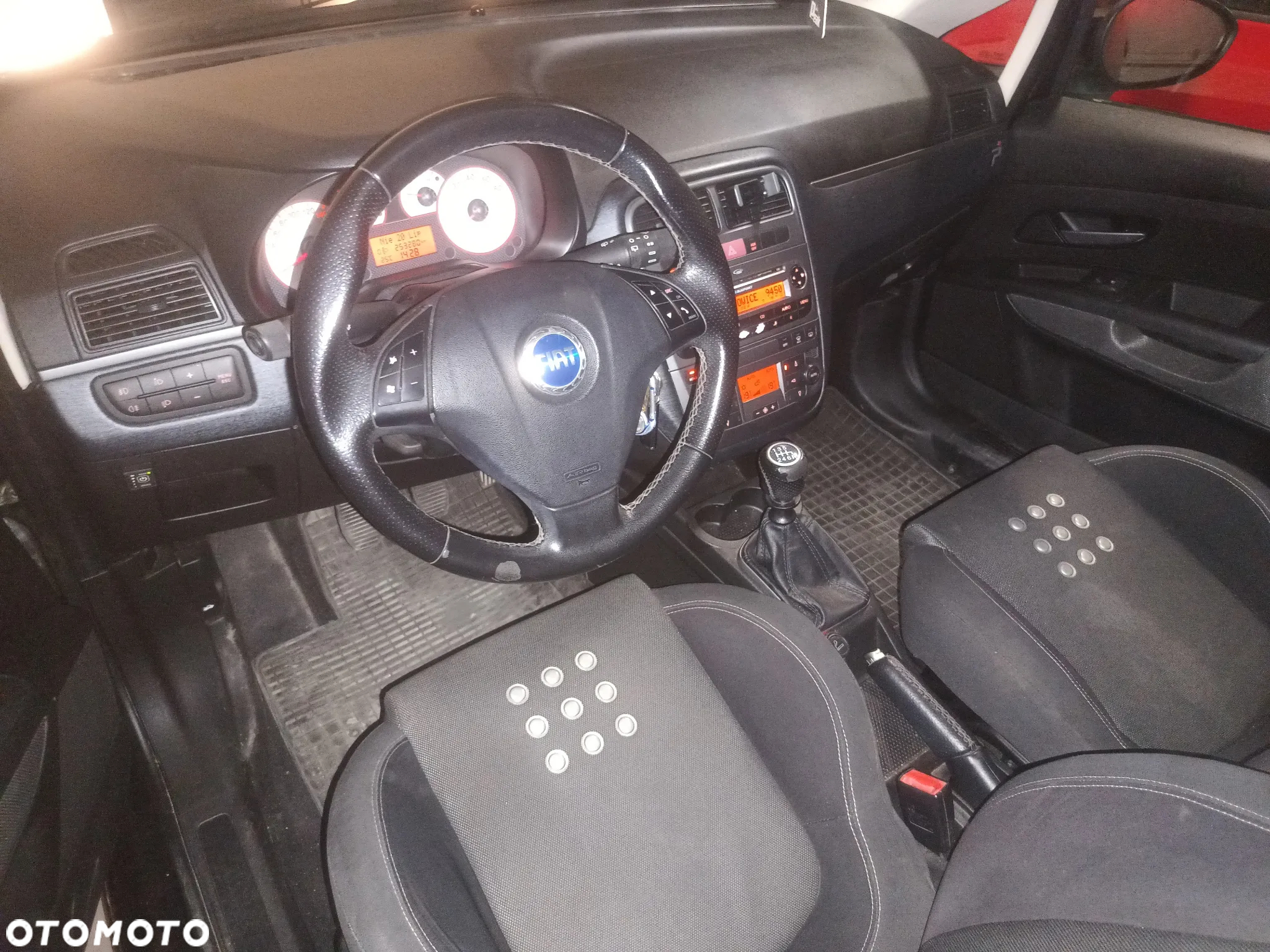 Fiat Punto 1.4 16V Dynamic - 3