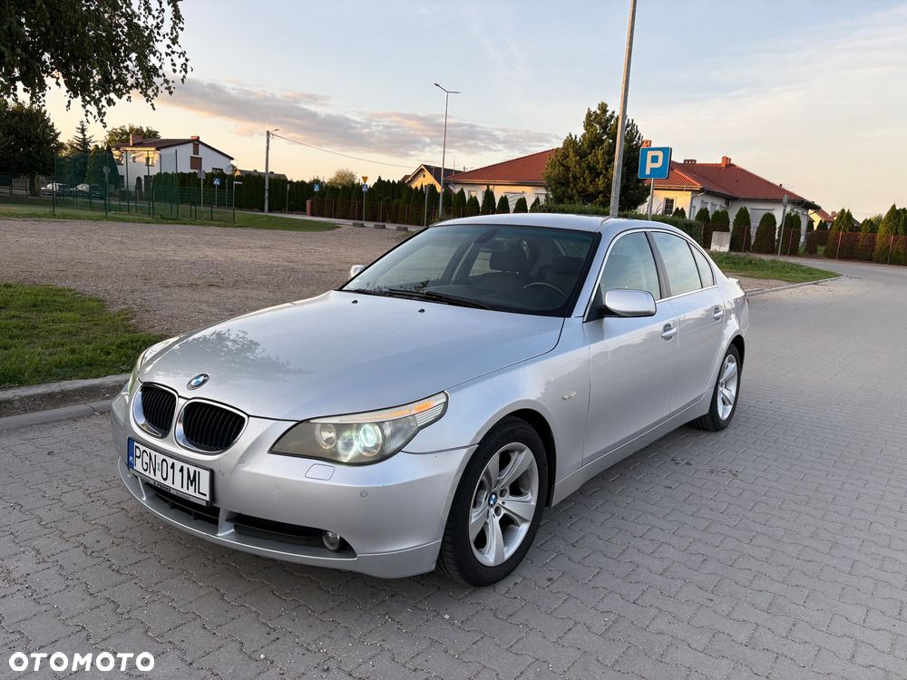 BMW Seria 5 520i - 2