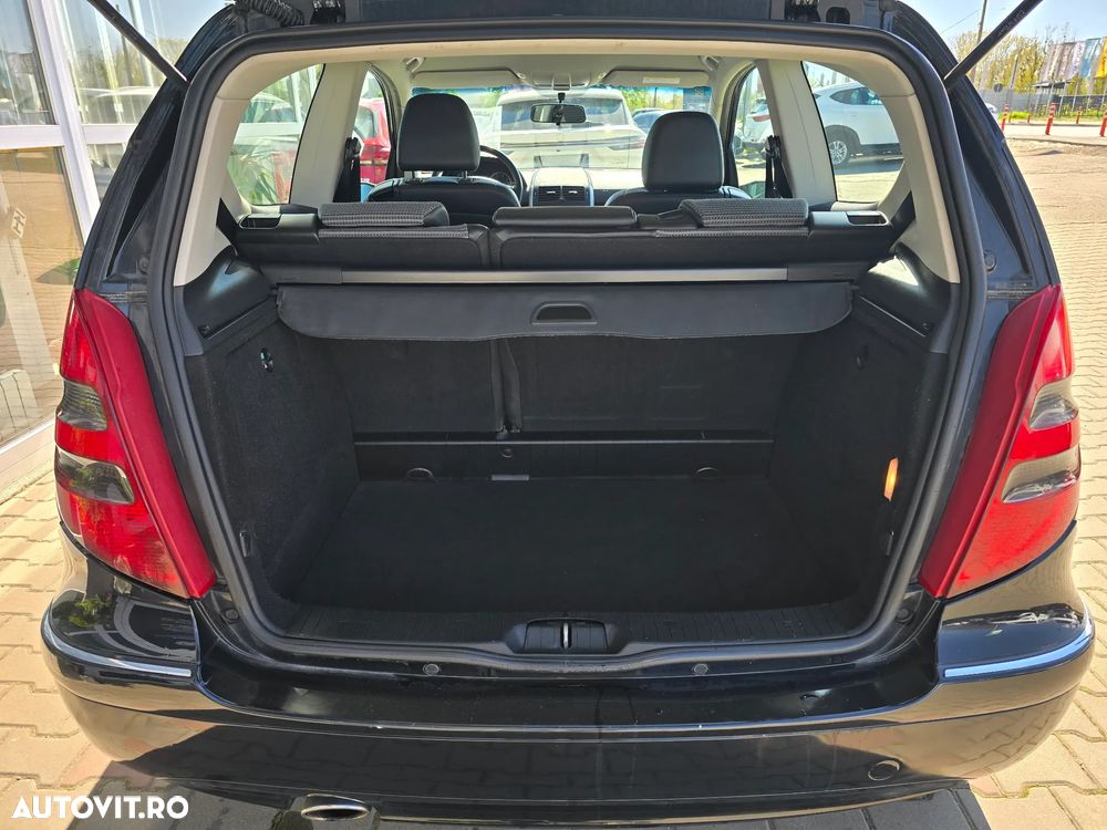 Mercedes-Benz A 160 BlueEfficiency Avantgarde - 13