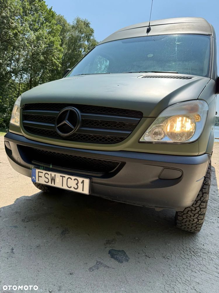 Mercedes-Benz Sprinter - 5