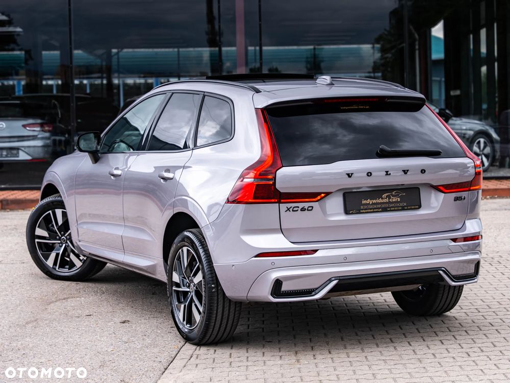 Volvo XC 60 B5 B AWD Plus Dark - 5