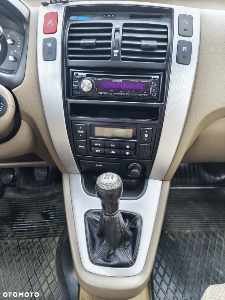 Hyundai Tucson - 2