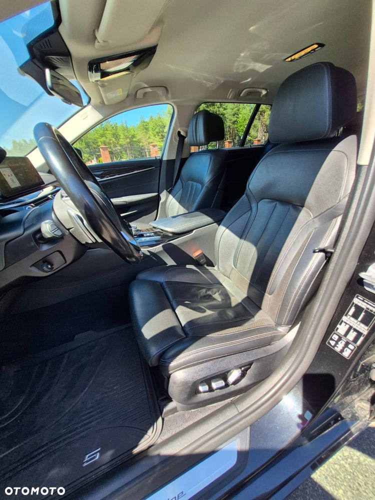 BMW Seria 5 540i xDrive GPF Luxury Line - 15