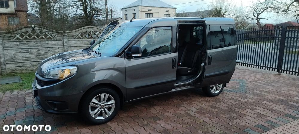 Fiat Doblo 1.4 16V Dynamic - 21