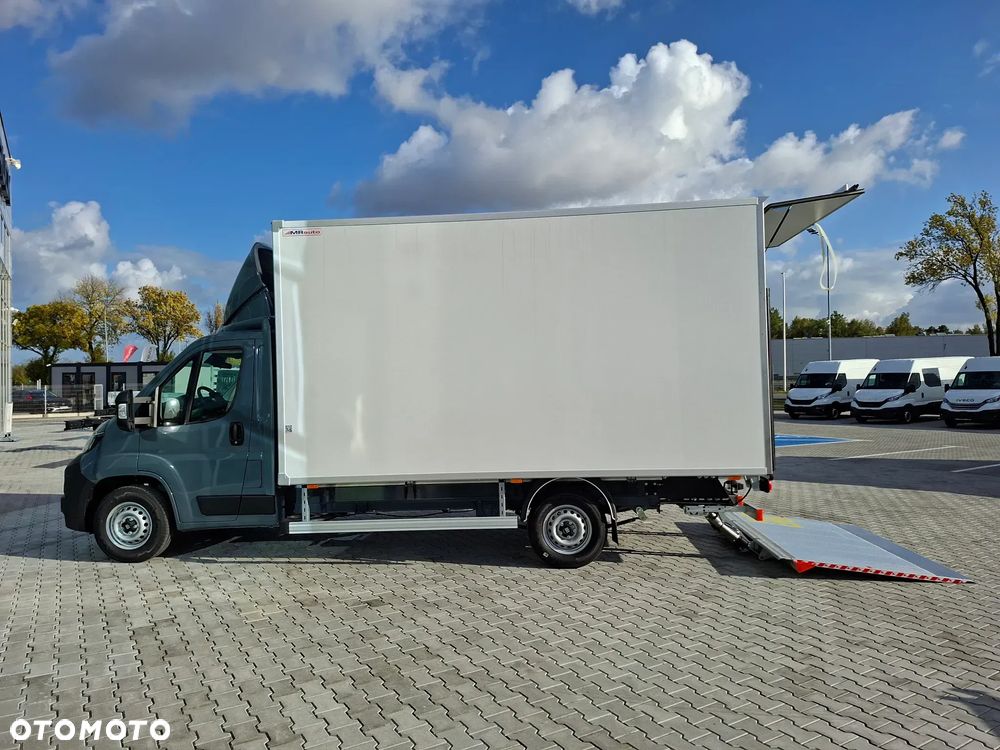 Fiat Ducato Kontener z windą - 12