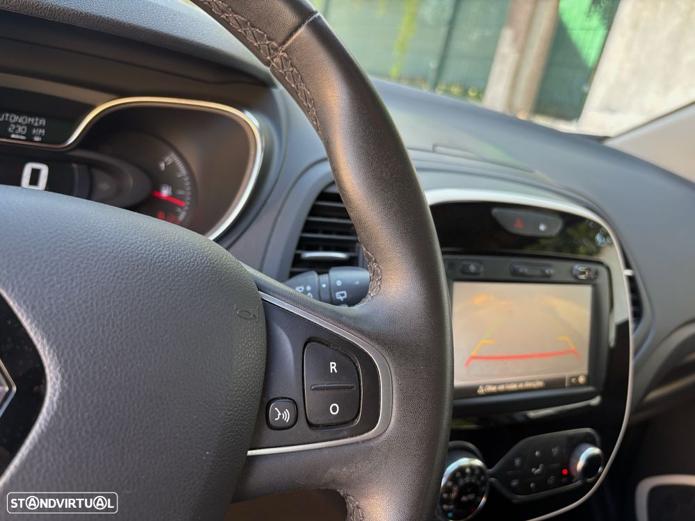 Renault Captur 0.9 TCE Exclusive - 17
