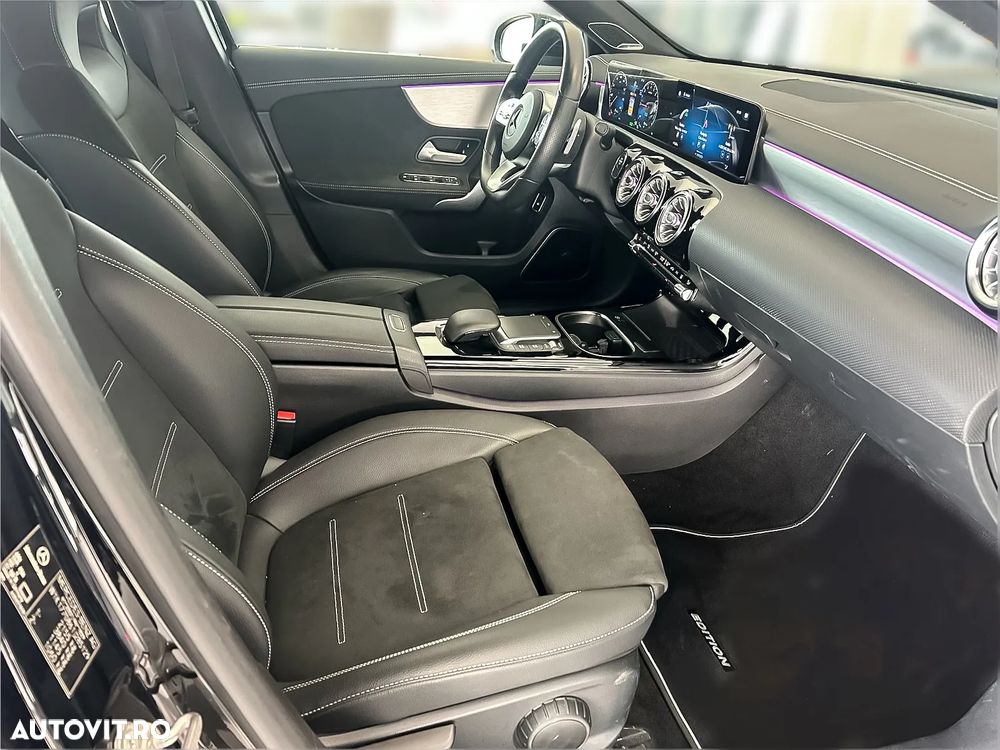 Mercedes-Benz A ver-250-e-8g--dct-amg-line - 17