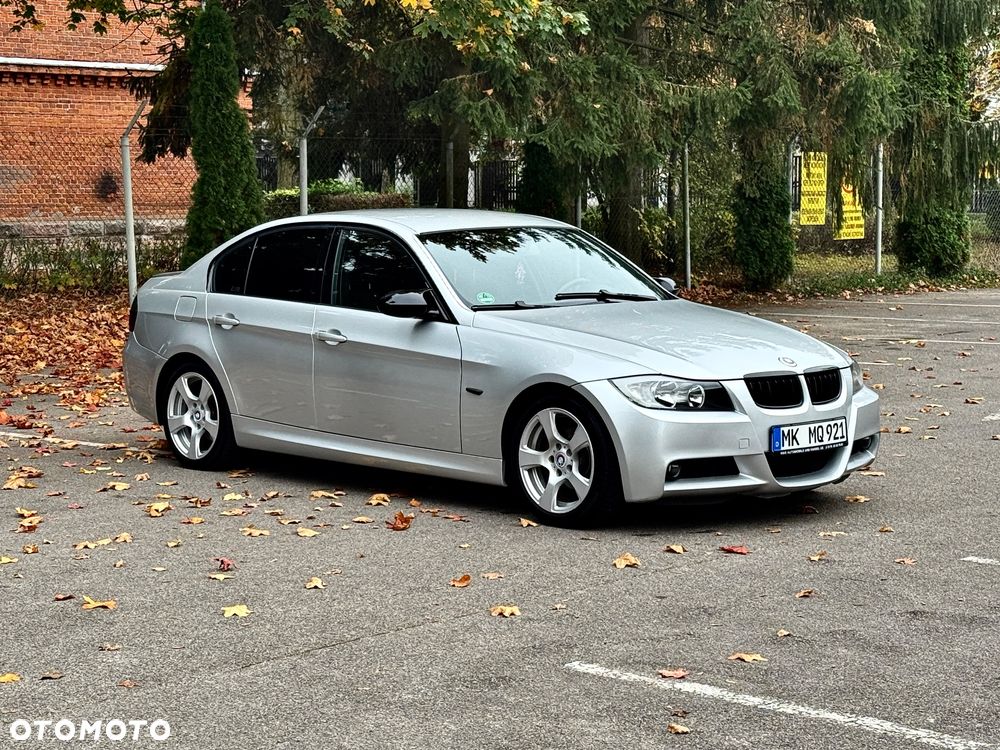 BMW Seria 3 320i - 11
