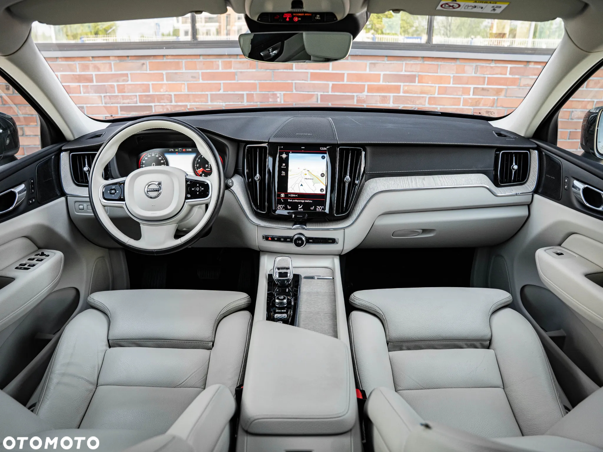 Volvo XC 60 T8 AWD Recharge Geartronic Inscription - 6