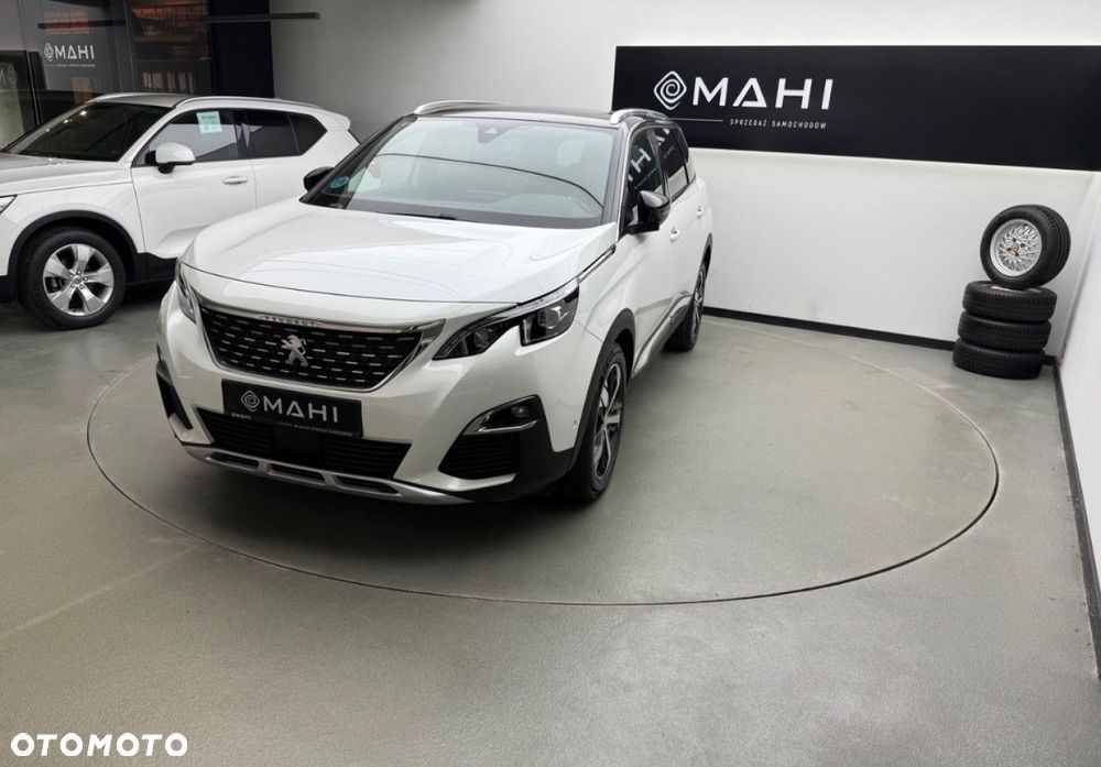 Peugeot 5008 - 5