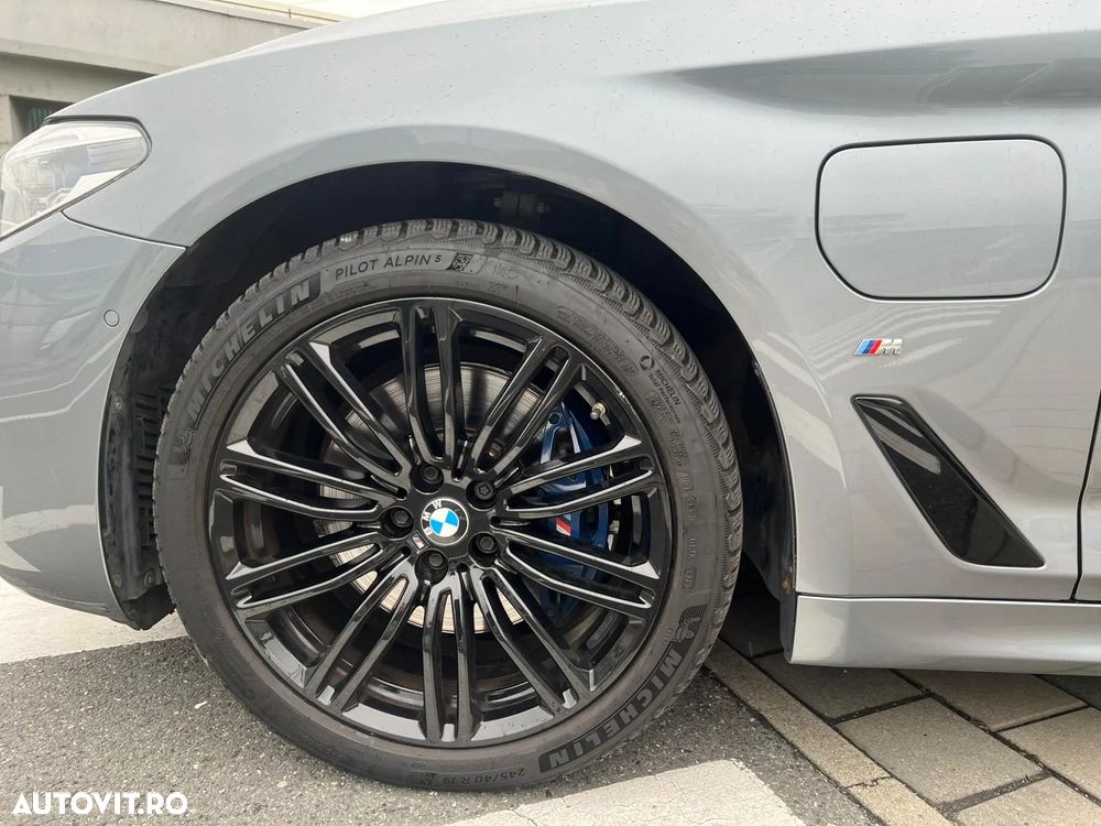 BMW Seria 5 530e Aut. M Sport Edition - 23