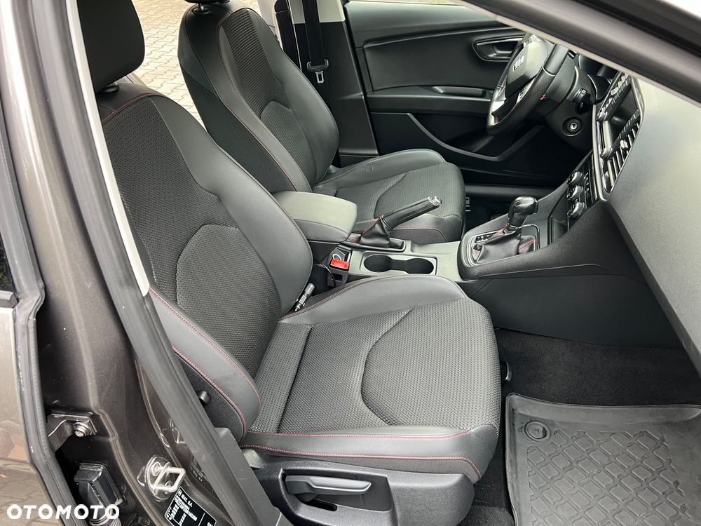 Seat Leon Sportstourer 2.0 TDI FR S&S DSG EU6 - 18