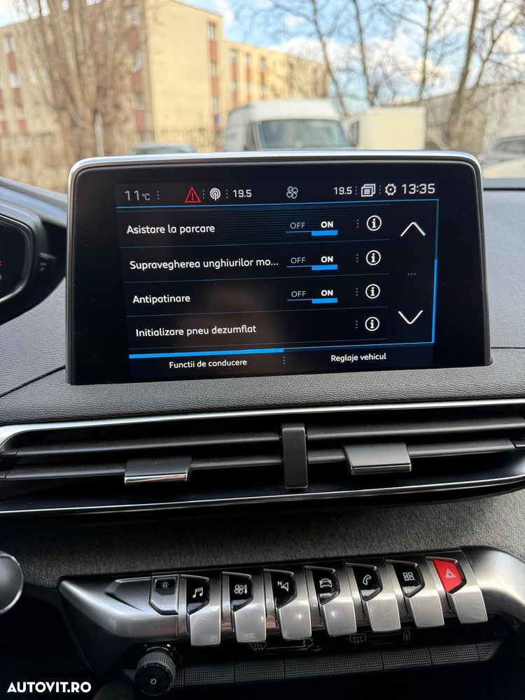 Peugeot 3008 1.5 BlueHDI S&S EAT8 Active - 4