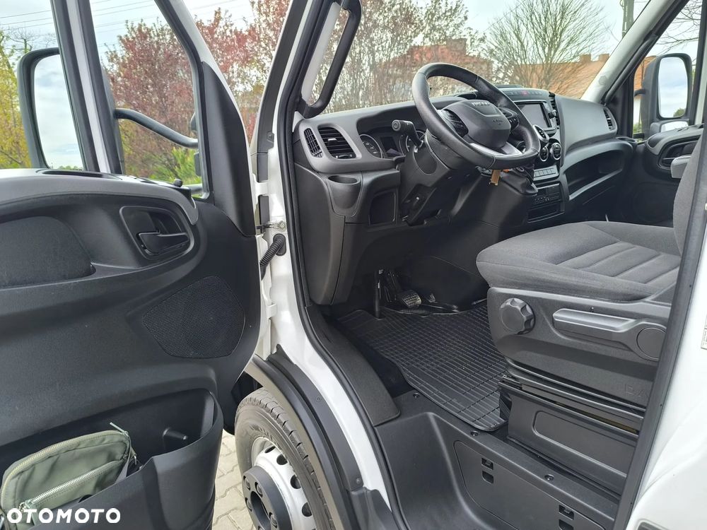 Iveco Daily 70C18 Sypialnia 2 Łóżka, WINDA!, 15 Palet, 2x Firana + Zsuwany Dach! - 17