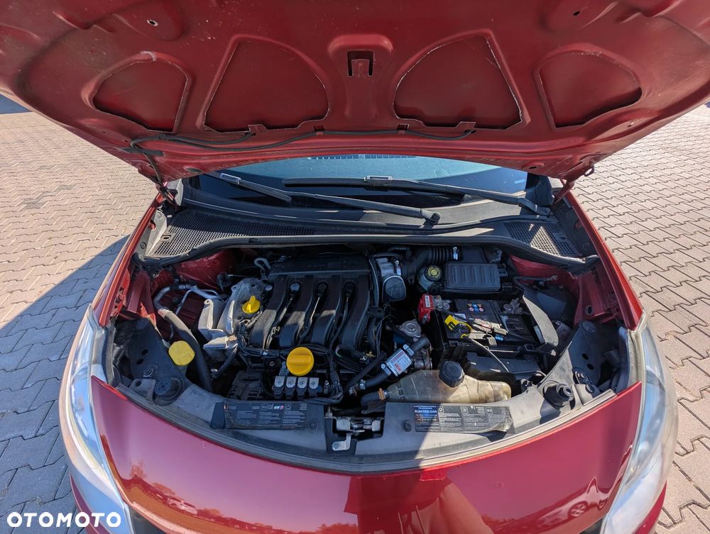 Renault Clio 1.4 16V Dynamique - 19
