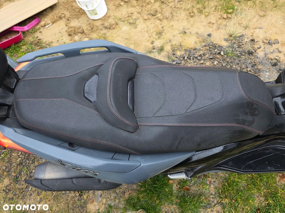Yamaha X-max - 7