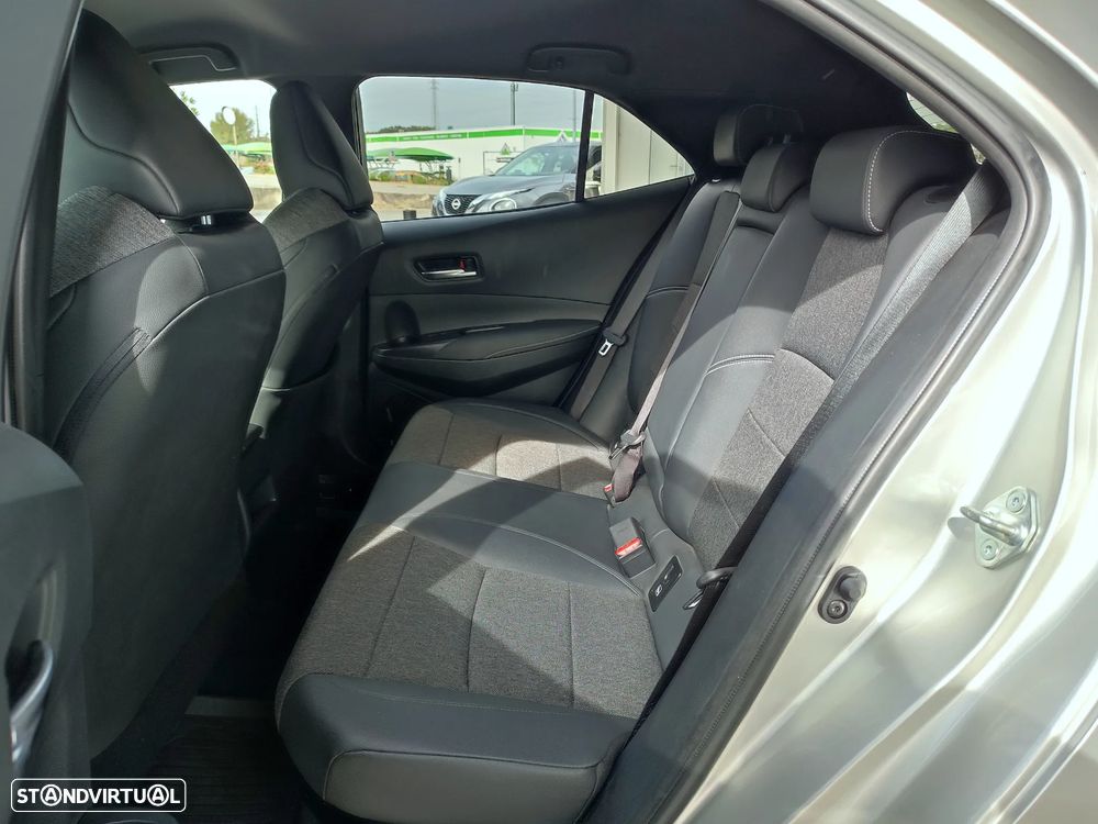 Toyota Corolla 1.8 Hybrid Comfort - 8