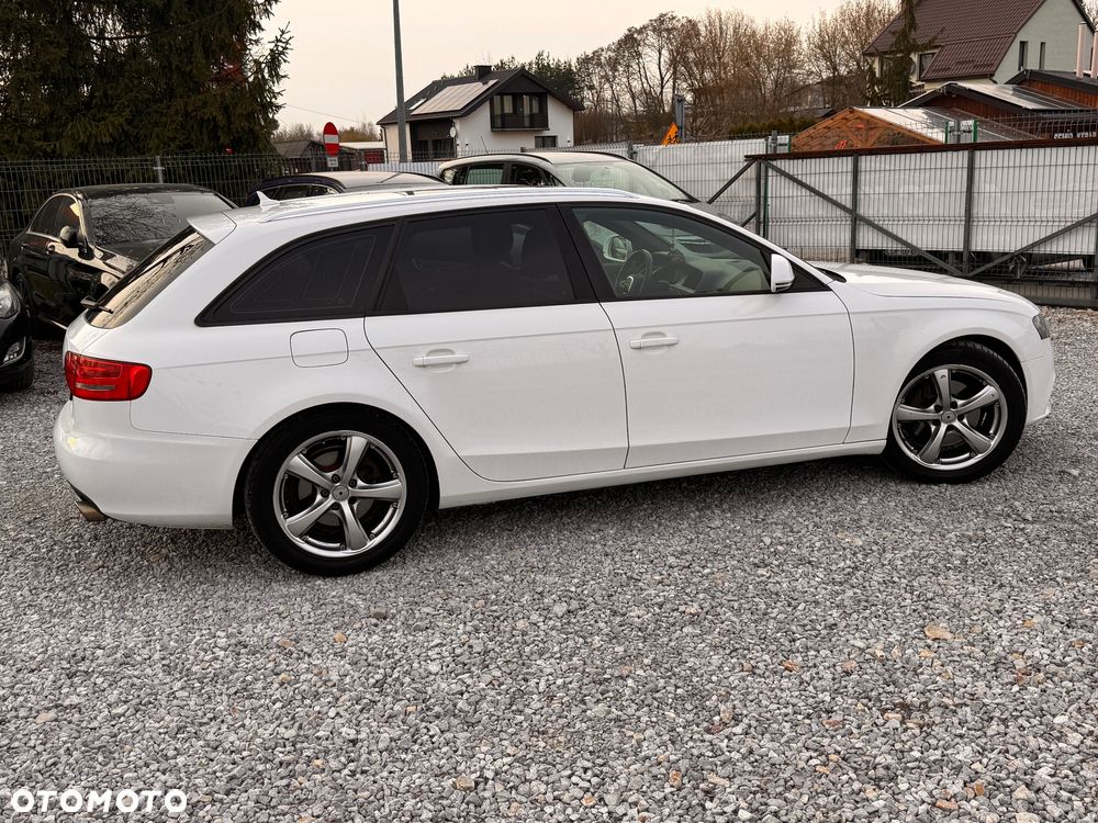 Audi A4 Avant - 9