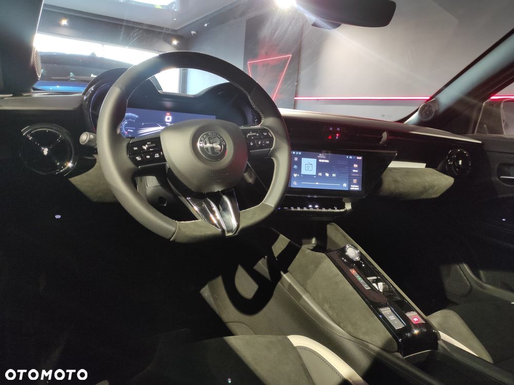 Alfa Romeo Junior 1.2 mHEV Sport Speciale eDCT - 21