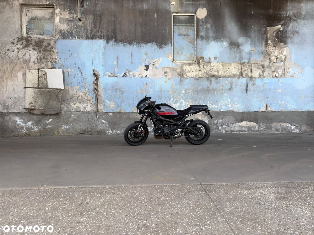 Yamaha XSR - 19