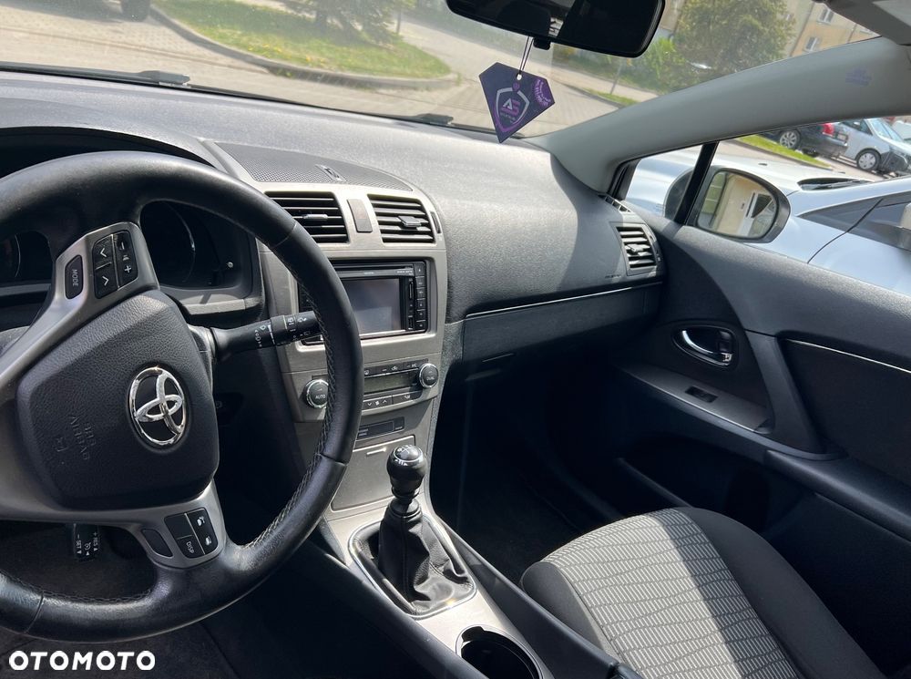 Toyota Avensis 1.8 Edition - 6