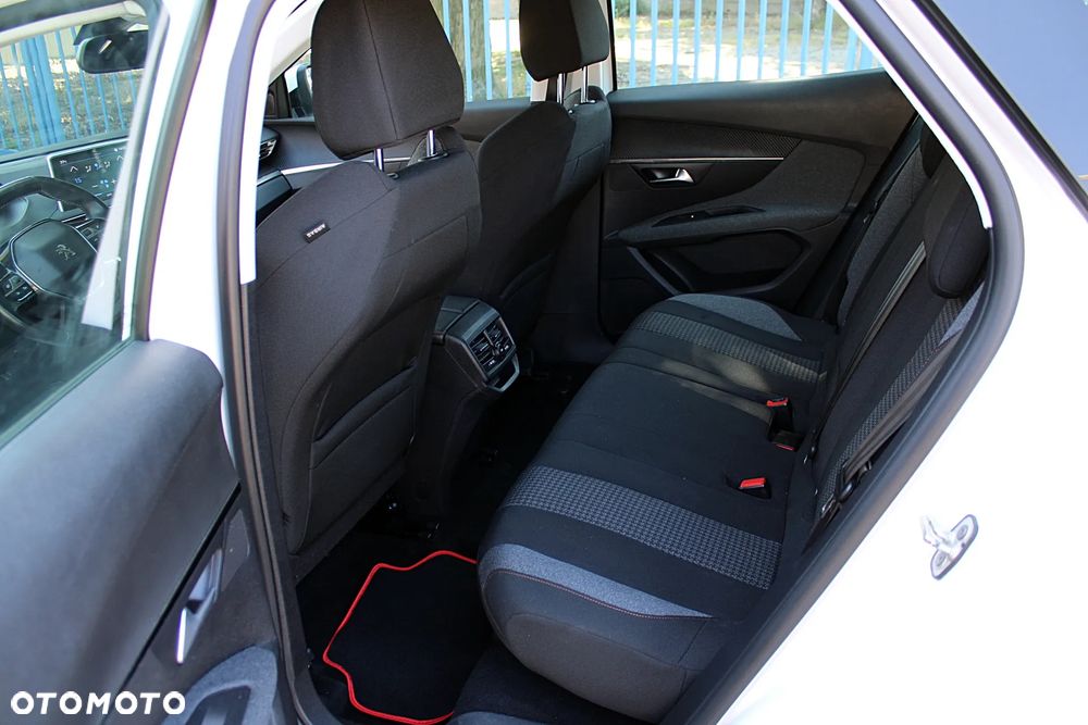 Peugeot 3008 - 15