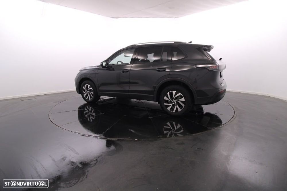 VW Tiguan 1.5 TSI eHybrid Urban DSG - 5