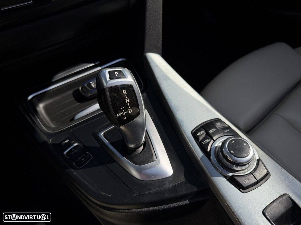 BMW 420 d Pack M Auto - 41