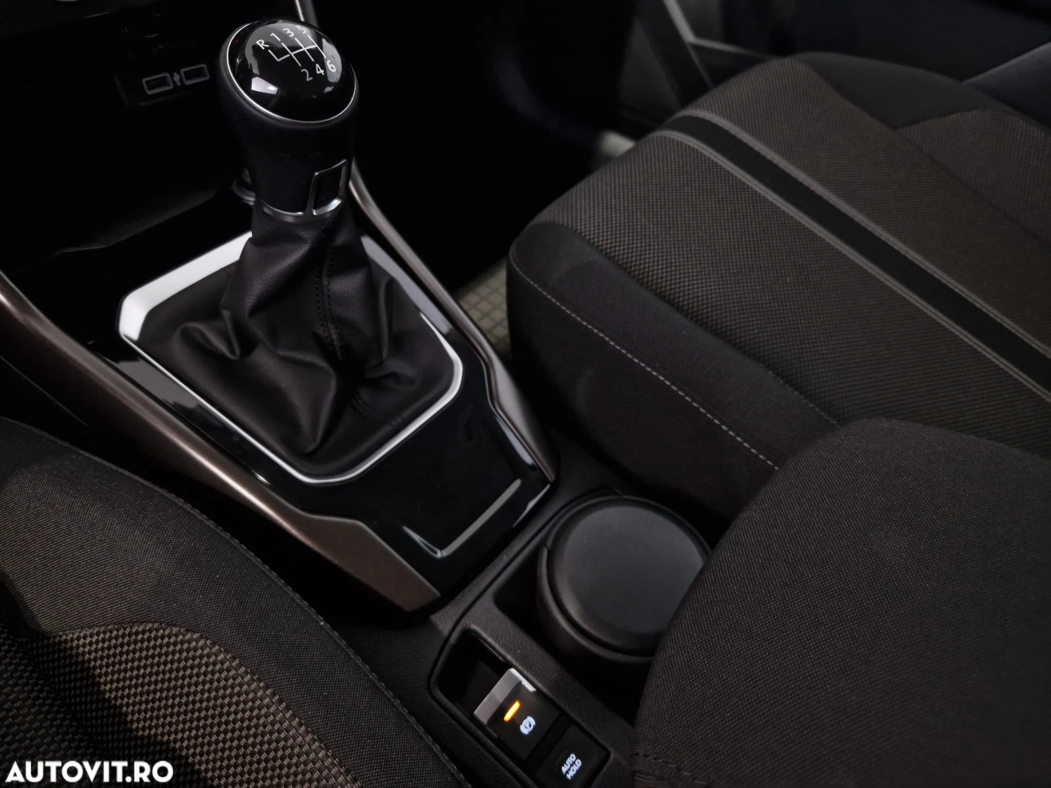 Volkswagen T-ROC 1.0 TSI Design - 25