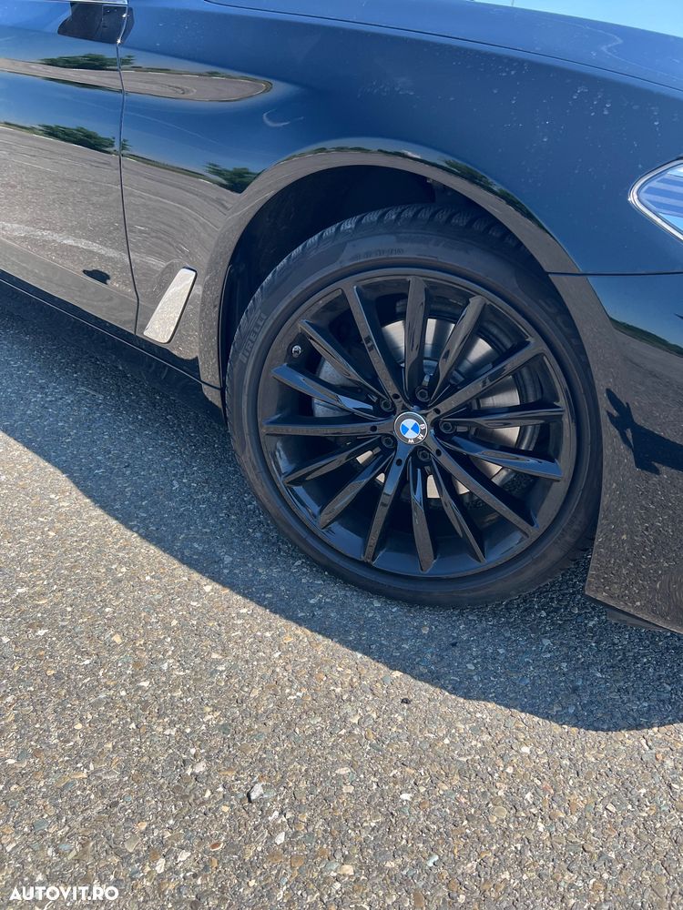 BMW Seria 5 - 38